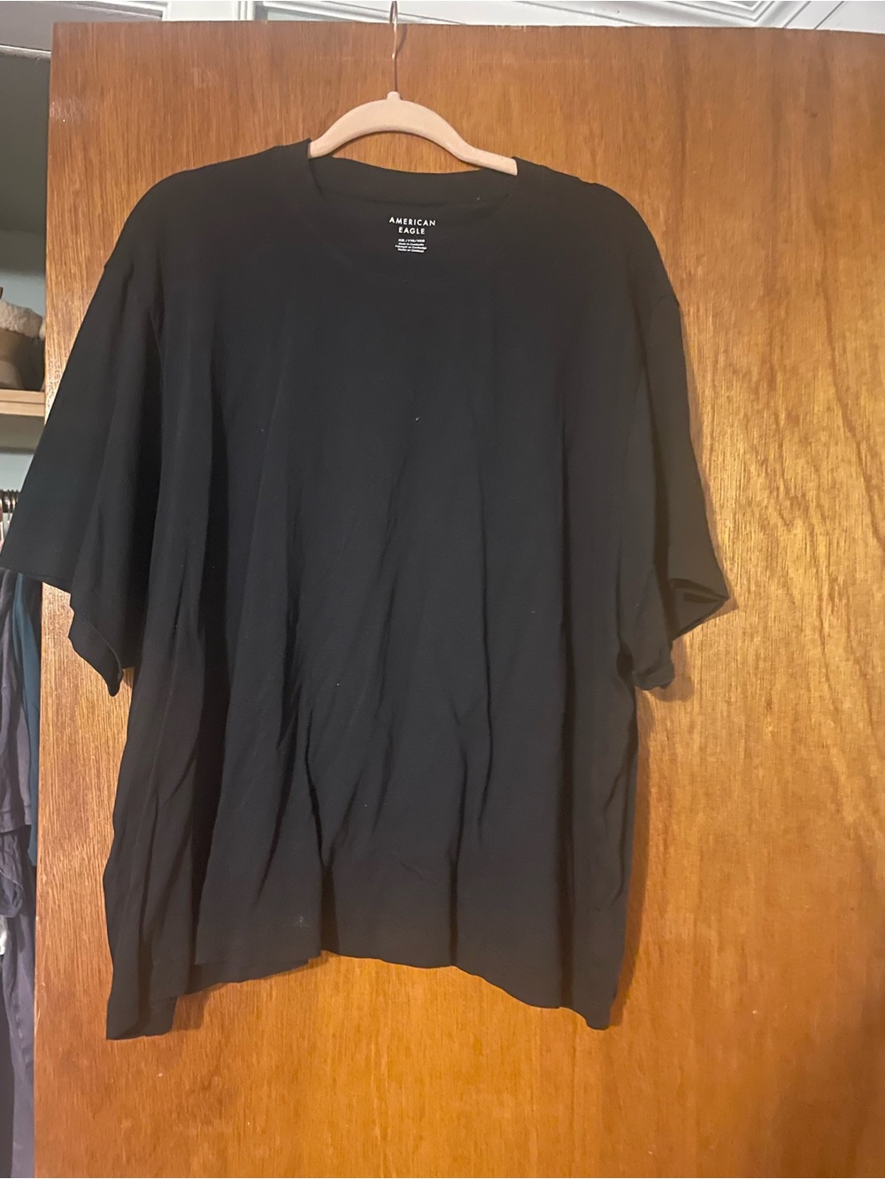American Eagle Outfitters Black Crew Neck T-Shirt